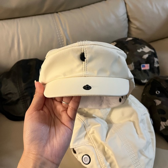Bundle of flat caps for toddler boys - Picture 9 of 12